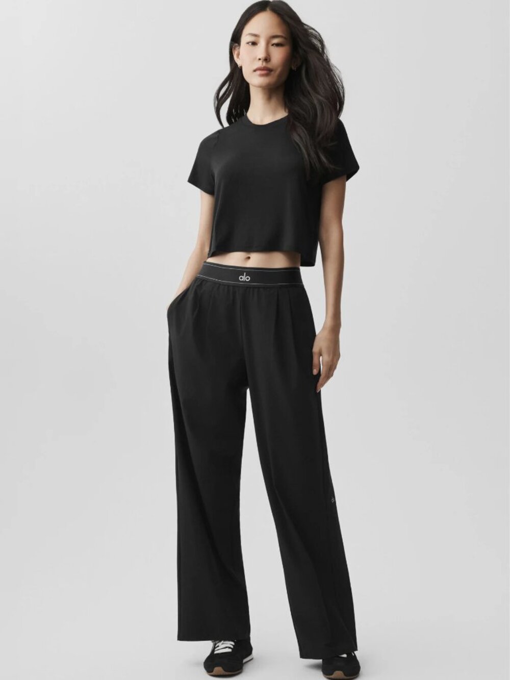 🖤 NWT Alo Yoga Suit Up Trouser Black 30" Inseam Effortless Wide Leg Pant - Picture 6 of 8